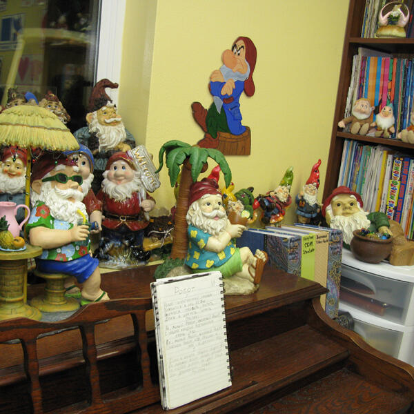 Books and decorations in the daycare room